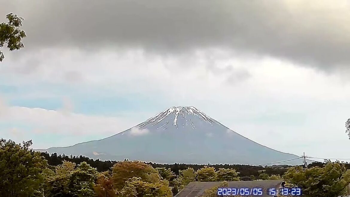 【HD画質】富士山ライブカメラ 2023.5.5-2朝霧高原 より(mt.fuji  live  camera)　＃富士山　＃ライブカメラ　＃朝霧高原